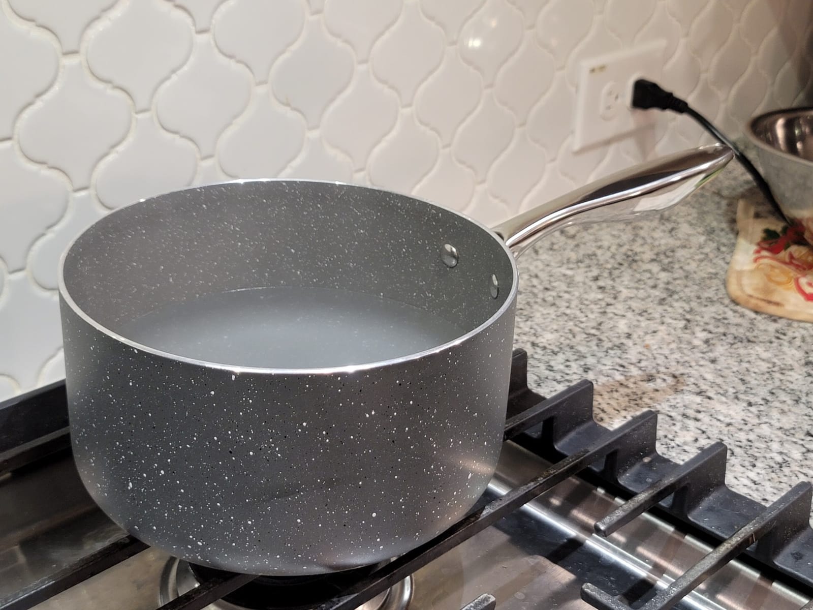 MICHELANGELO Nonstick Sauce Pan with Lid 1QT, 2QT & 3QT, Cooking Pots Set customer photo 1