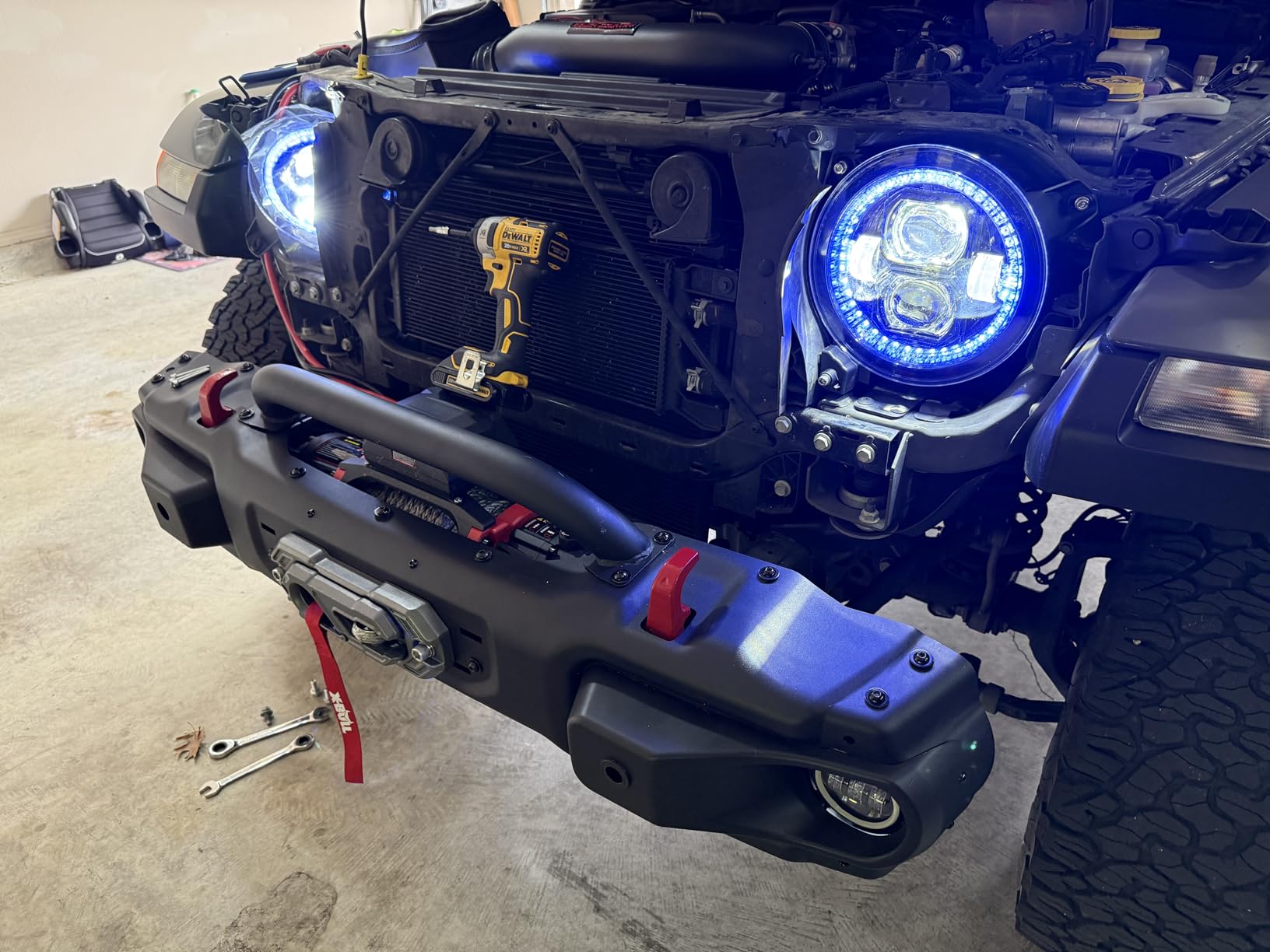 X-BULL Winch-13500 lb. Load Capacity Electric Winch -12V DC Power for Towing Truck Off Road, 2 in 1 Wireless Remote,13500 XRS Series customer photo 1