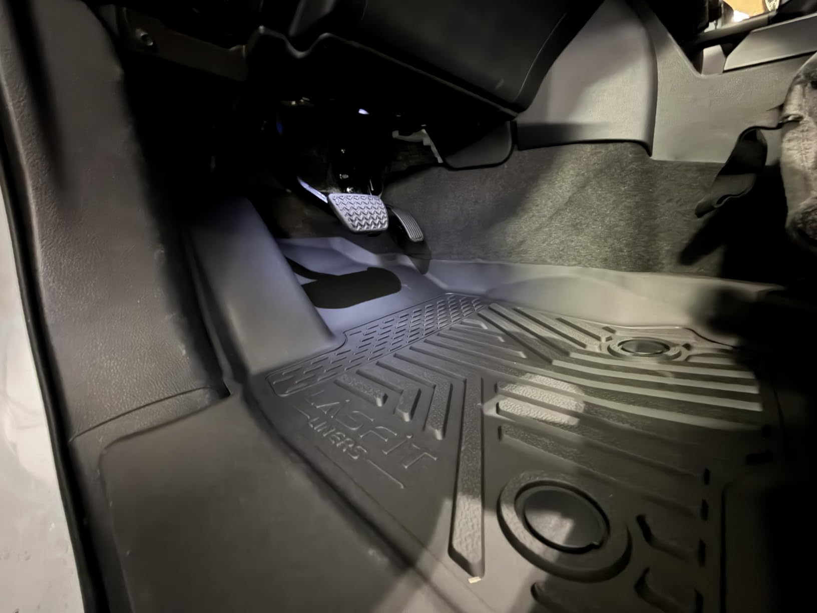 LASFIT Floor Mats for Toyota Tundra 2022-2026 (Only Fit CrewMax Cab) customer photo 2
