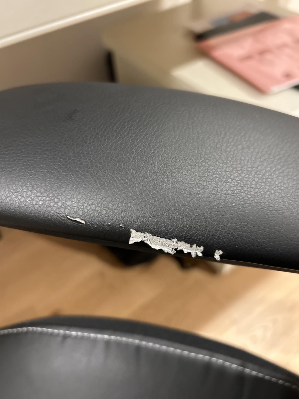 Office Chair Ergonomic Desk Chair-400lbs Big and Tall Heavy Duty, Wide & Soft 3D Modeling Foam Cushion Home Office Desk Chair with Adjustable Seat Height, Executive Computer Task Chair customer photo 2