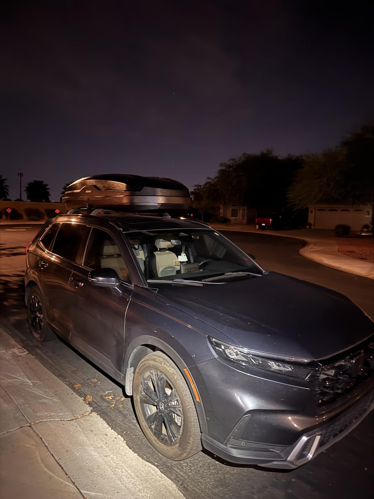 Yakima SkyBox NX 18 XLG Rooftop Cargo Carrier, 18 Cu Ft, SKS Lock, Black customer photo 1