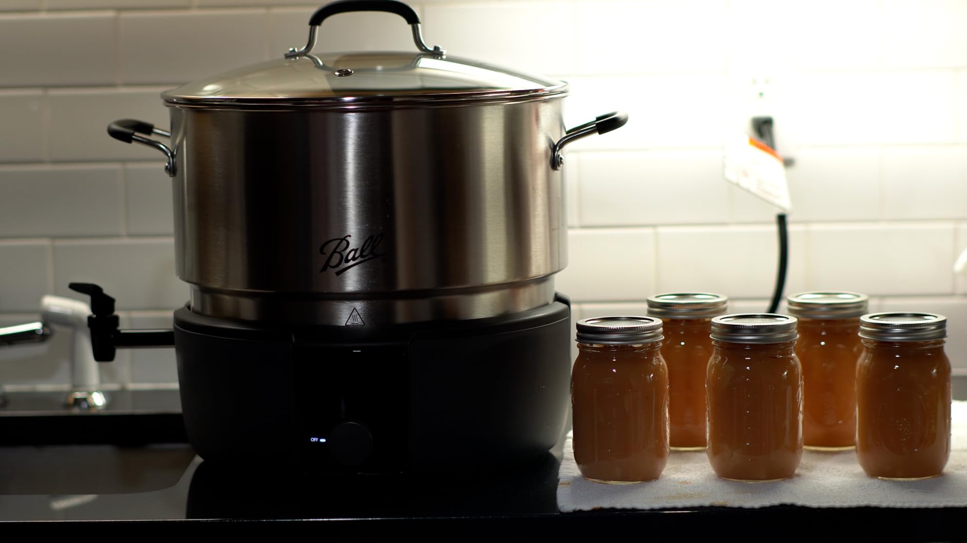 Ball EasyCanner Electric Water Bath Canner, Multicooker, 21-Quart customer photo 1