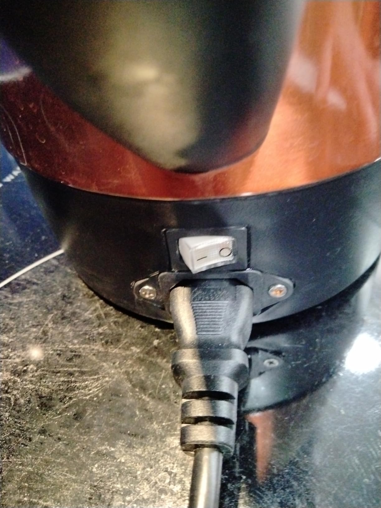 Euro Cuisine PER04 Stainless Steel Electric Coffee Percolator, 4 Cup, Polished Copper Finish, Dripless Gooseneck Spout, Clear Glass Knob, Brewing Indication, Keep-Warm Function, Detachable Cord customer photo 2