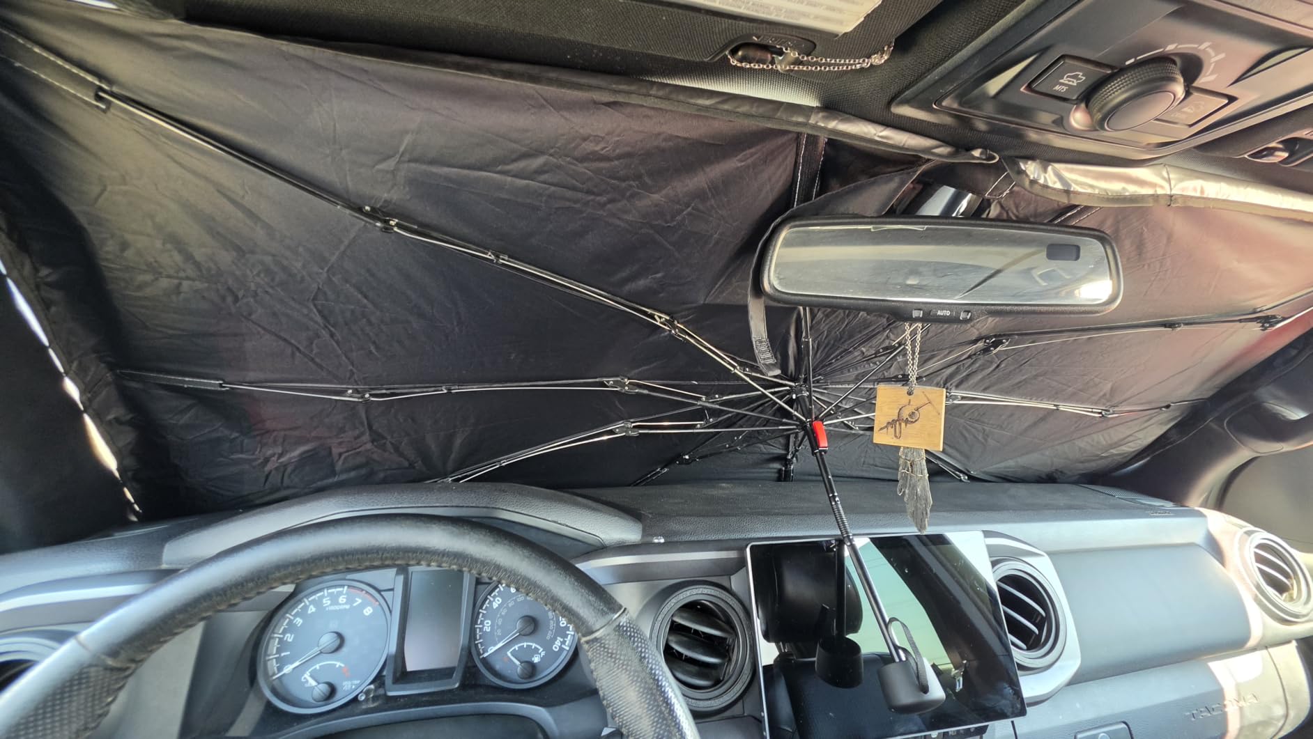 Lamicall Car Windshield Sunshade Umbrella - Foldable Car Windshield Sun Shade Cover, 5 Layers UV Block Coating, 52