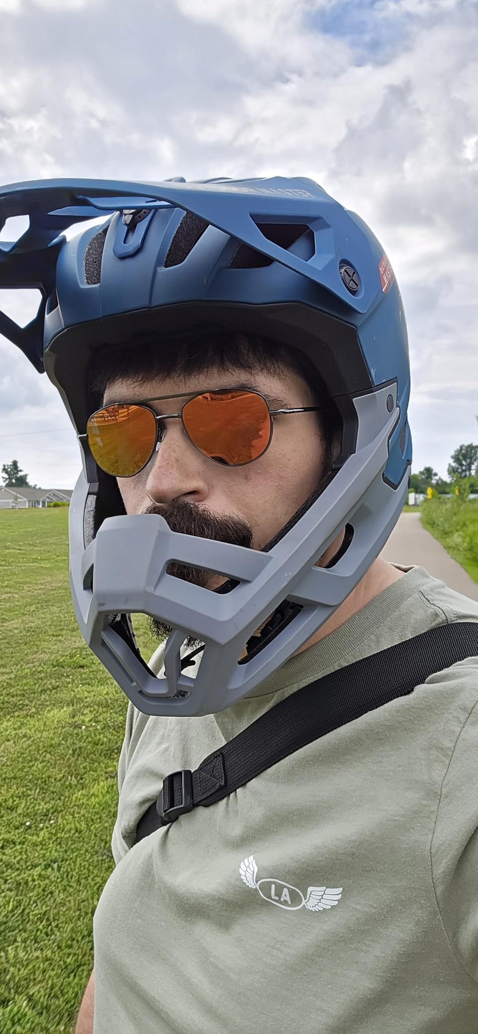 OutdoorMaster Full Face Mountain Bike Helmet, Lightweight for BMX/DH customer photo 1
