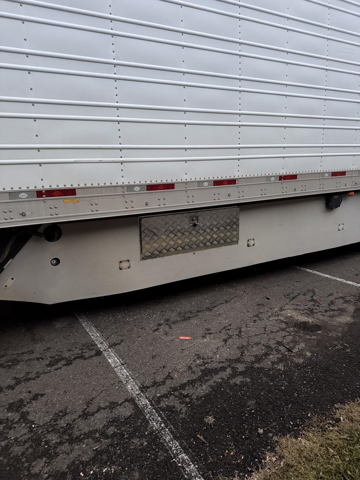 VEVOR Underbody Truck Box, 36
