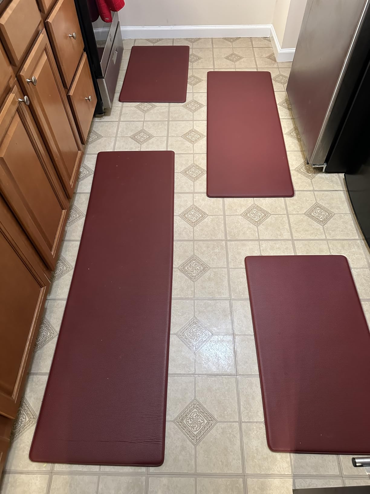 StepRite Kitchen Mats for Floor, 2-Piece Anti-Fatigue Kitchen Rugs, Black customer photo 2
