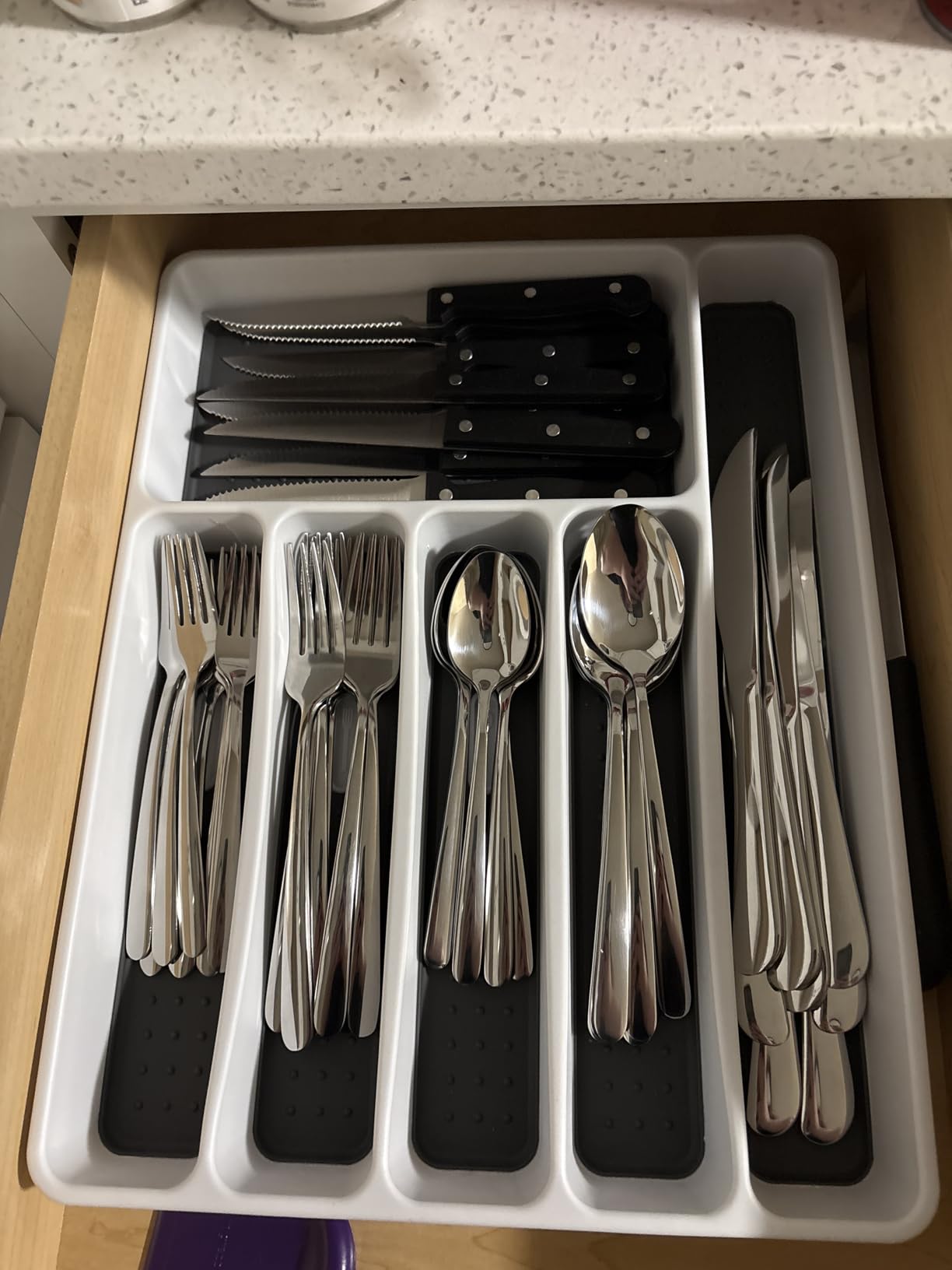 49-Piece Silverware Set with Organizer, Heavy Duty Stainless Steel Flatware Set for 8, Cutlery Utensil Sets with Steak Knives, Rust-proof, Mirror Polished, Dishwasher Safe, Heavy Duty customer photo 1