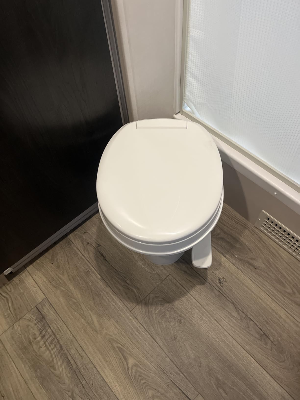 SEAFLO RV Toilet – 18.4