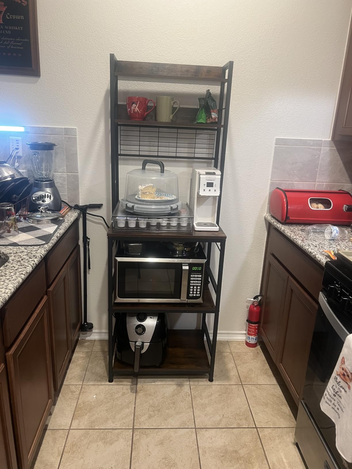 VASAGLE Bakers Rack with Power Outlet, 23.6 Inches Microwave Stand customer photo 1