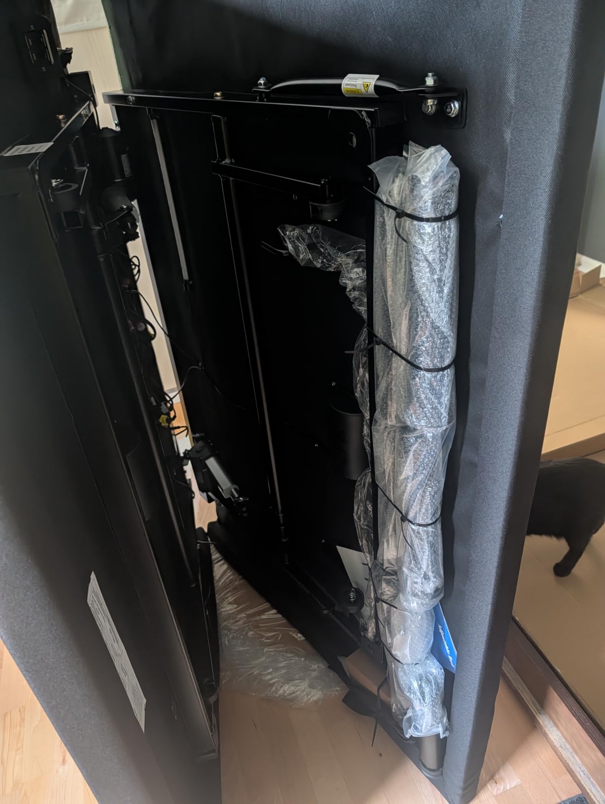 Tami Tami T600 Adjustable Bed Frame Split King Size with Remote & Massage - Syncable Electric Beds Bases, Zero Gravity, Dual Side USB, Nightlight, Quiet Motor, 5 Min Easy Assembly customer photo 1