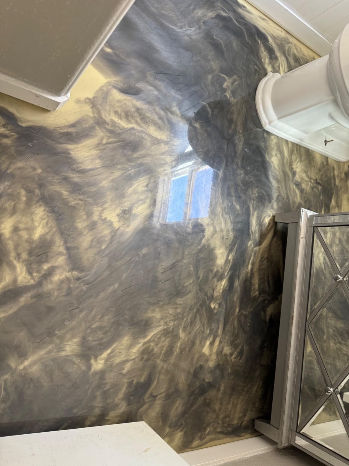 Clear Floor Epoxy Resin for Garages, Basements, Warehouses, Retail Stores and More | Highly Durable | Resistant to Scratches, Spills, and Stains | 3 Gallon Kit | 11.4 L customer photo 2
