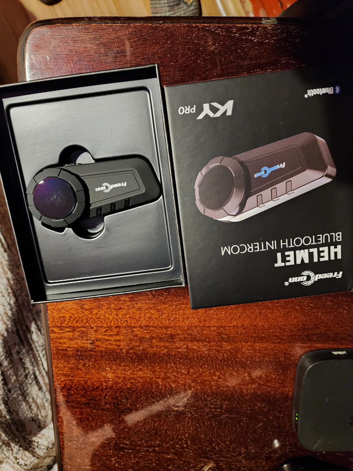 FreedConn KY PRO Motorcycle Bluetooth Headset, 6-Way Group Intercom, 2Pack customer photo 2