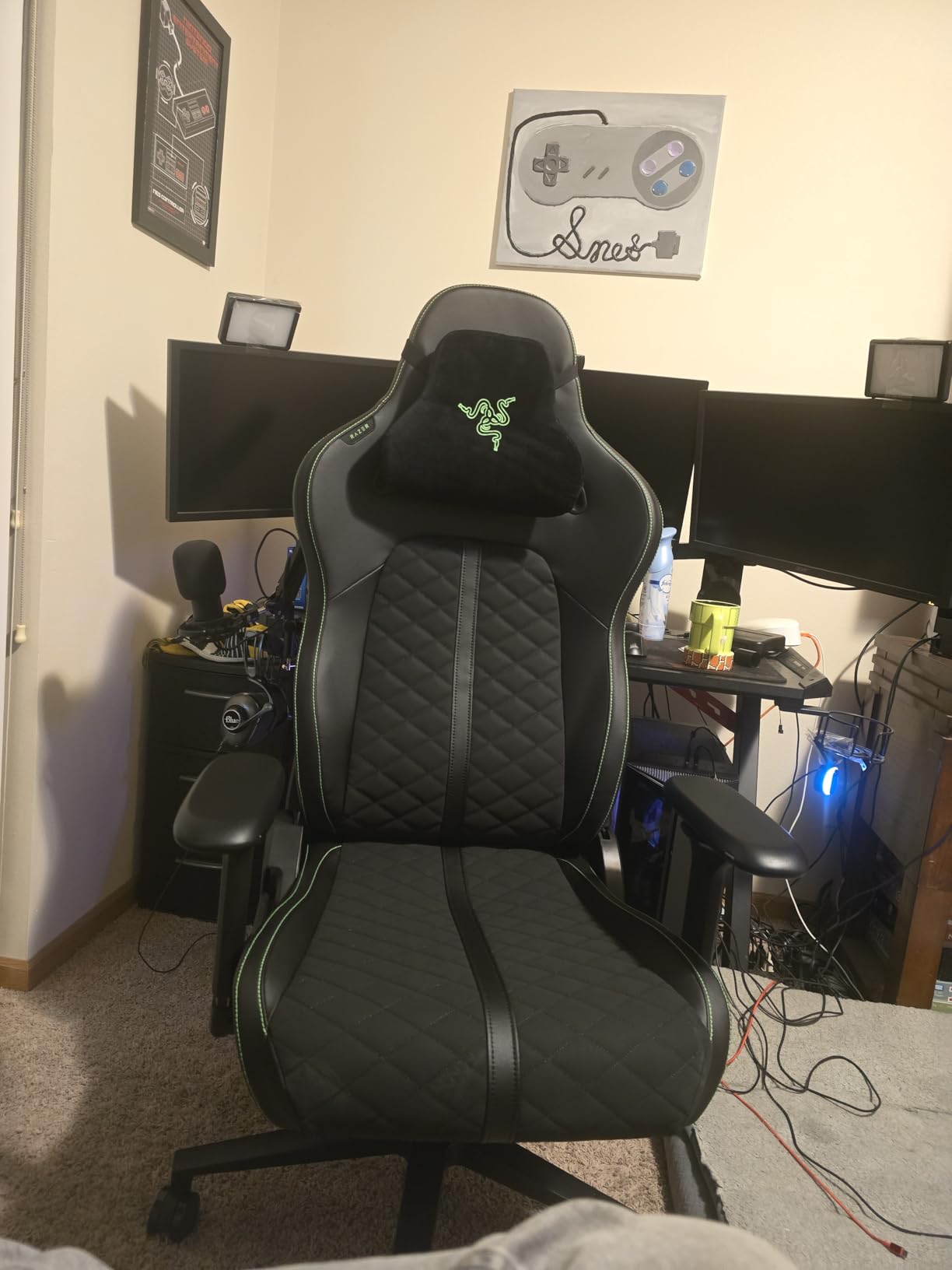 Razer Enki Gaming Chair, Built-in Lumbar Arch, All-Day Comfort, Black | Optimized Cushion Density, Dual-Textured, Eco-Friendly Synthetic Leather, Adjustable 152-degree Recline customer photo 1