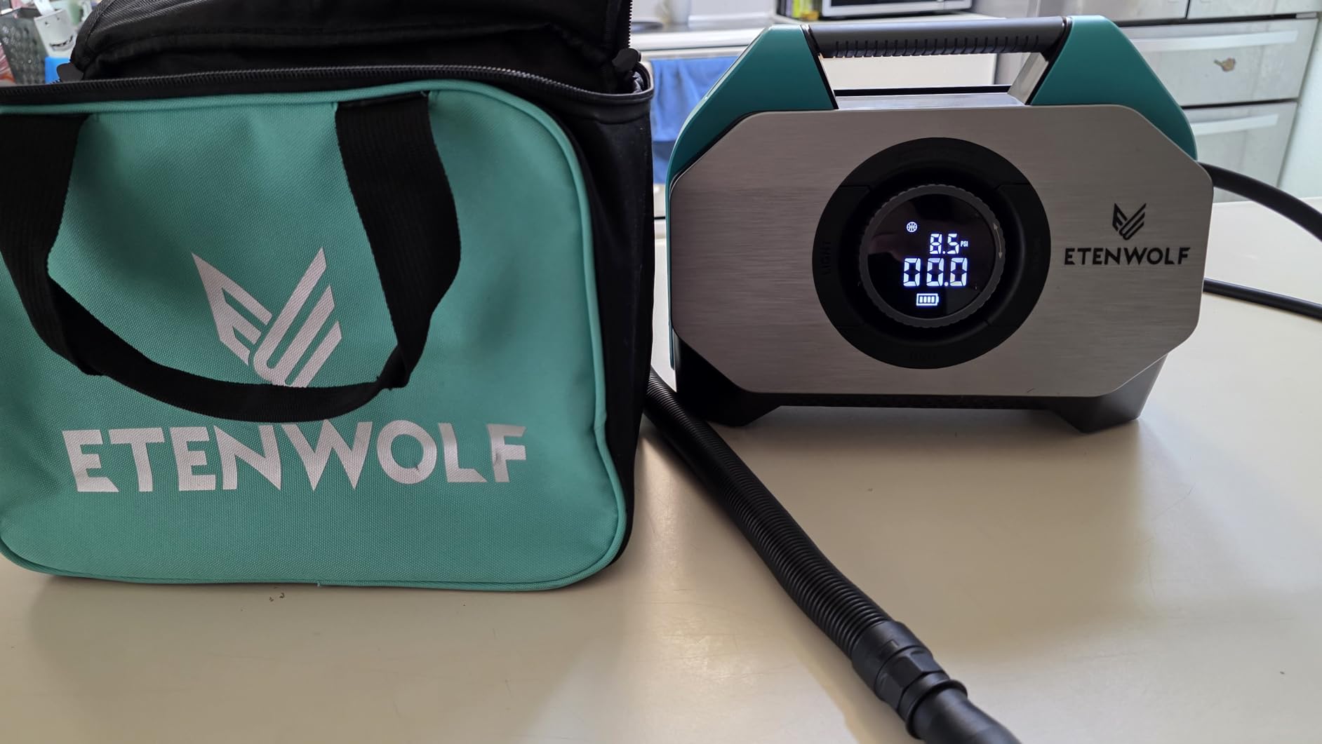 ETENWOLF VORTEX S6 Tire Inflator Portable Air Compressor, Cordless Air Pump customer photo 1