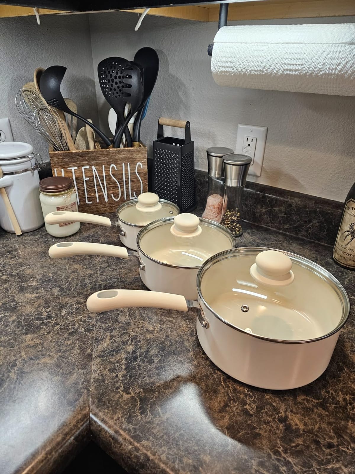MICHELANGELO Nonstick Saucepan with Lid, Ceramic Sauce Pan Sets, Easy to Clean Sauce Pans, Multi-Purpose Cooking Pots, 1QT & 2QT & 3QT, Black customer photo 1