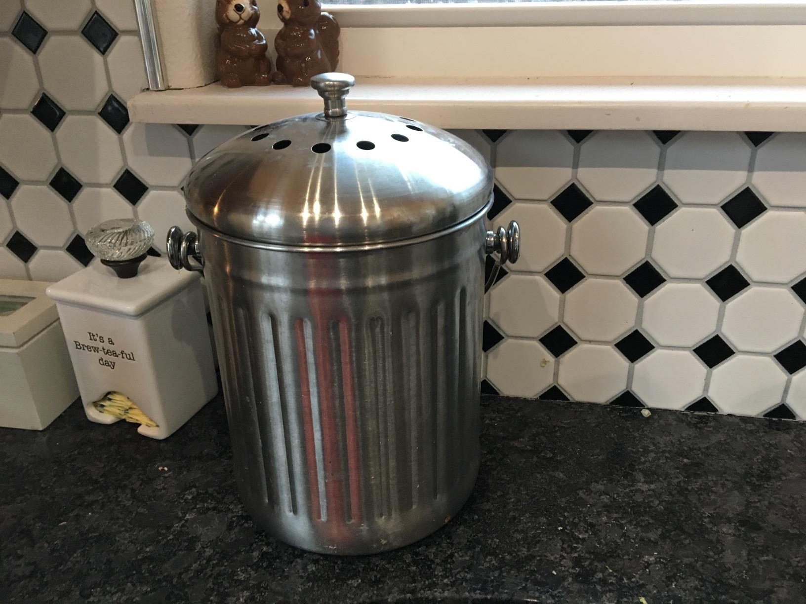 ENLOY Kitchen Countertop Compost Bin, 1.3 Gallon, Stainless Steel, Copper customer photo 2