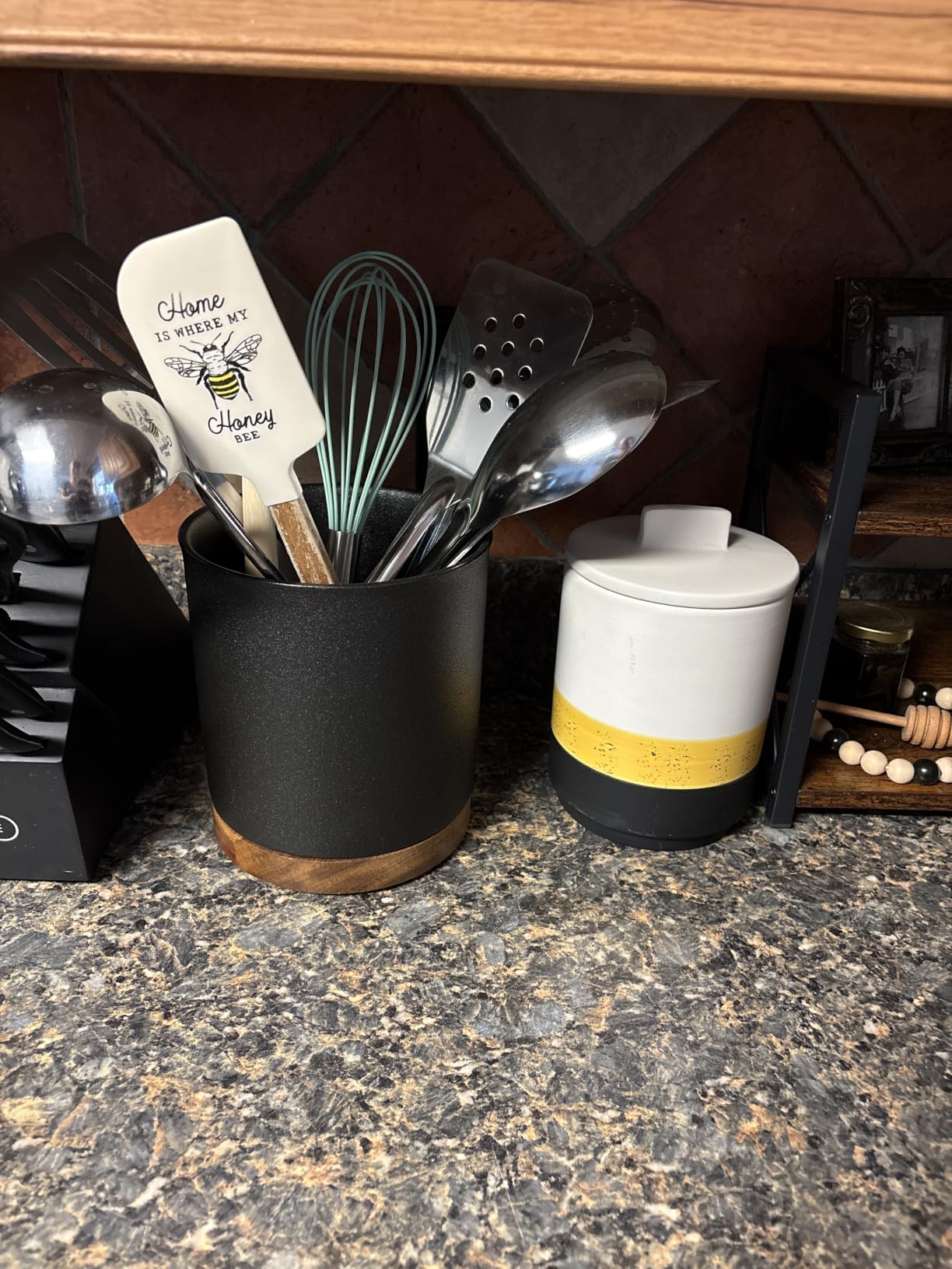 Ceramic Rotating Kitchen Utensil Holder for Countertop, 7.2'' Stone Black customer photo 1