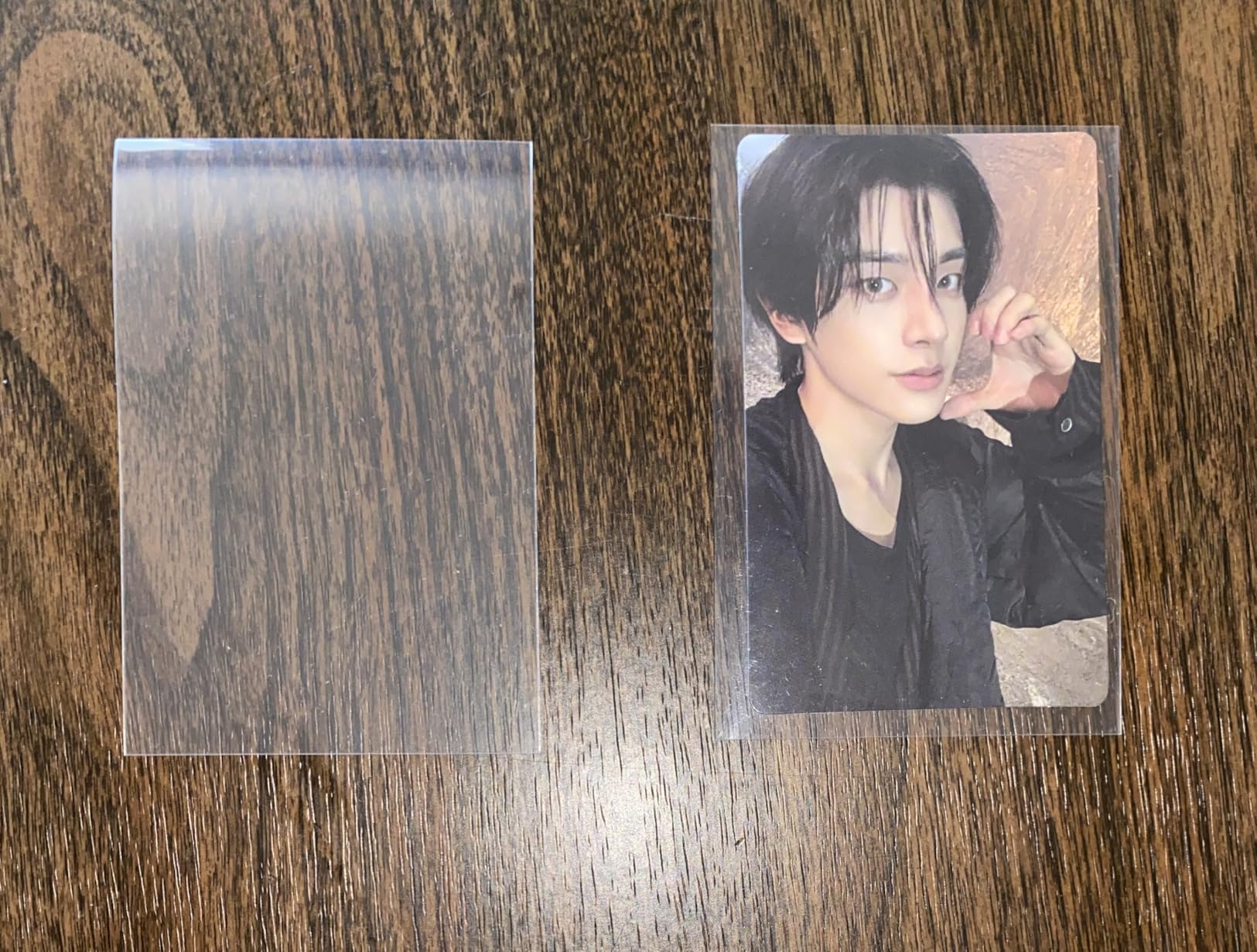 Mandu Deco Kpop Photocard Sleeves Clear Polypropylene Card Protector for Albums Photocards, PVC Free and Acid Free, 100 Sleeves per Pack (57x88mm) customer photo 2