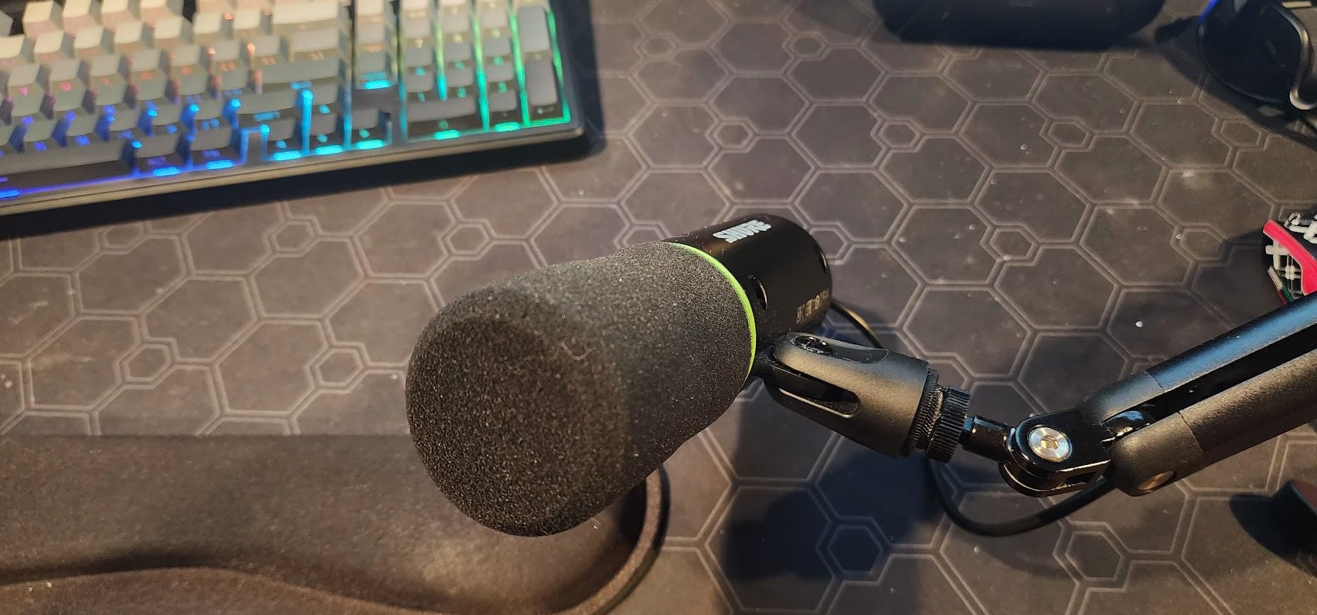 Shure MV7+ USB-C & XLR Podcast Dynamic Microphone - Black customer photo 1