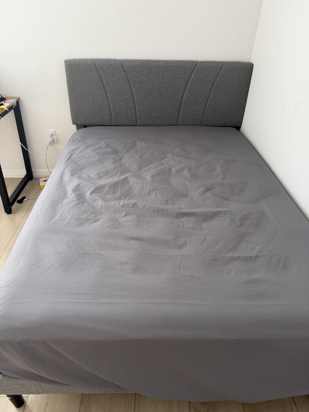 Novilla King Bed Frame and Headboard, Linen Upholstered King Size Bed Frame with Wood Slats Support, No Box Spring Needed, Heavy Duty Feet, Easy Assembly, Grey customer photo 1