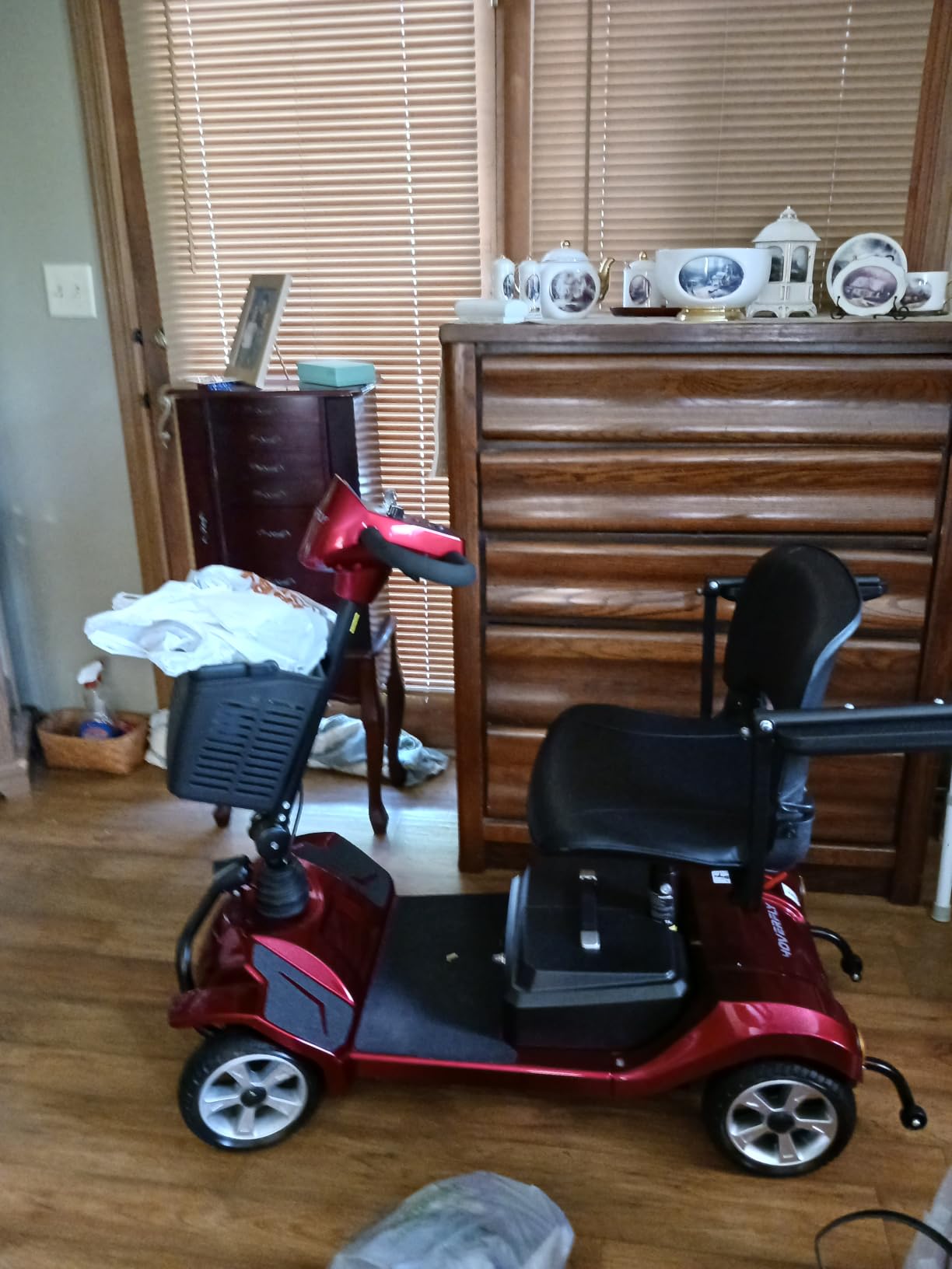 Hoverfly T4 4-Wheel Mobility Scooter for Seniors/Adults, Max 12.4 Miles customer photo 1
