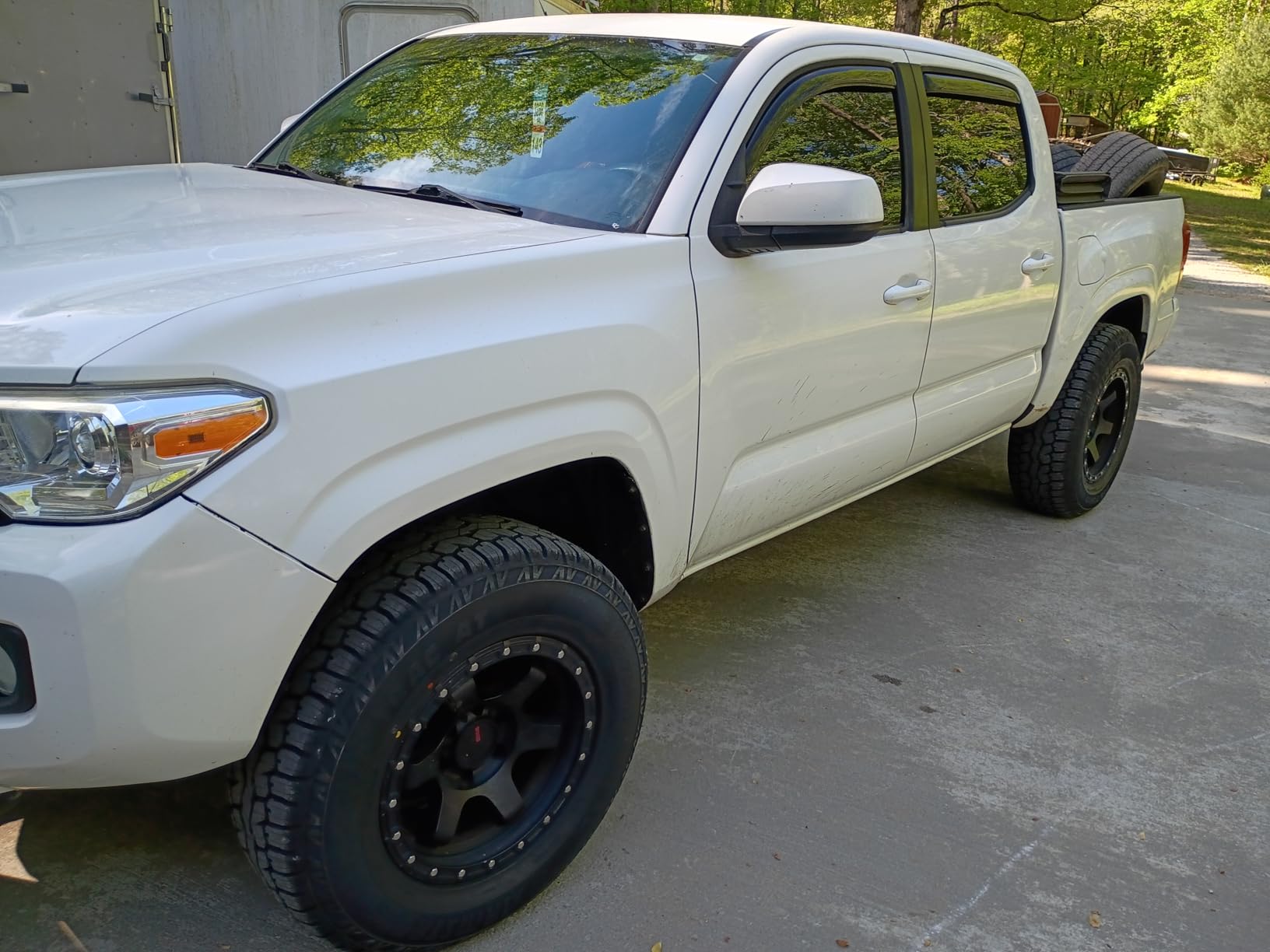 Armstrong Tru-Trac AT 265/70R17 116T All Terrain XL 17 inch Tire customer photo 2