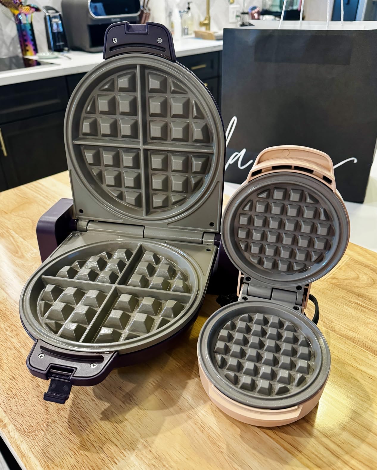 bella Stack & Store Mini Waffle Maker, 4-Inch Non-Toxic Ceramic, Oatmilk customer photo 1