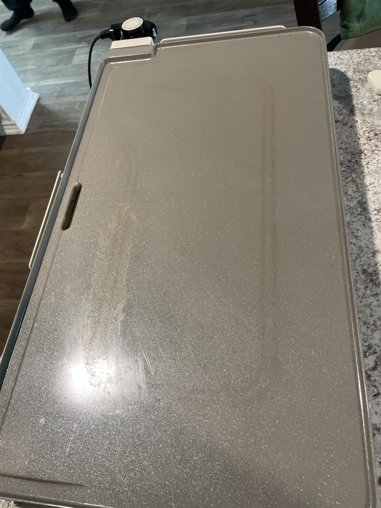 bella 12 x 22 Electric Griddle with Warming Tray, Ceramic Nontoxic, Oatmilk customer photo 1
