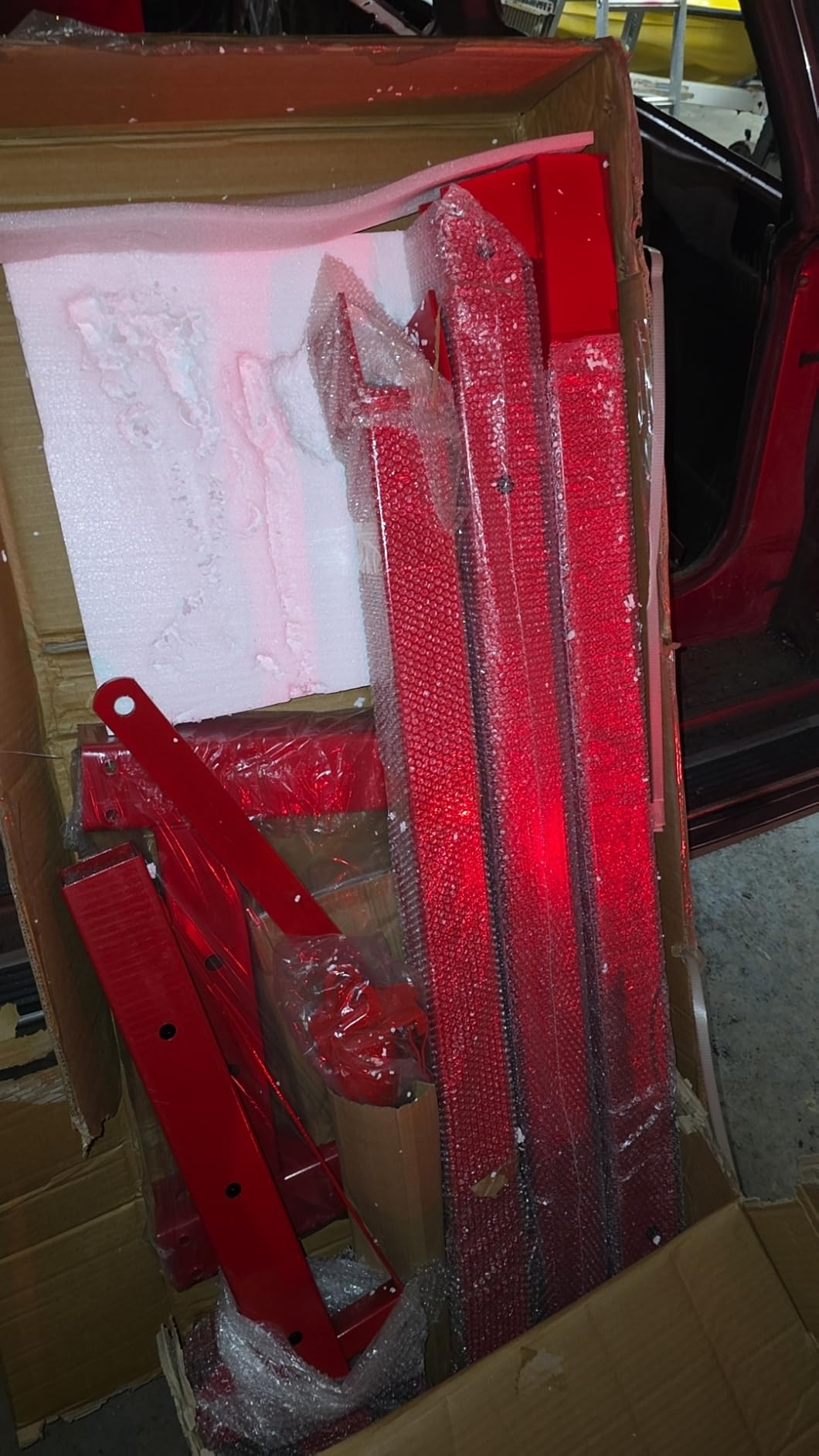 2 Ton Engine Hoist Foldable Cherry Picker, Heavy Duty Engine Lift Hoist customer photo 2