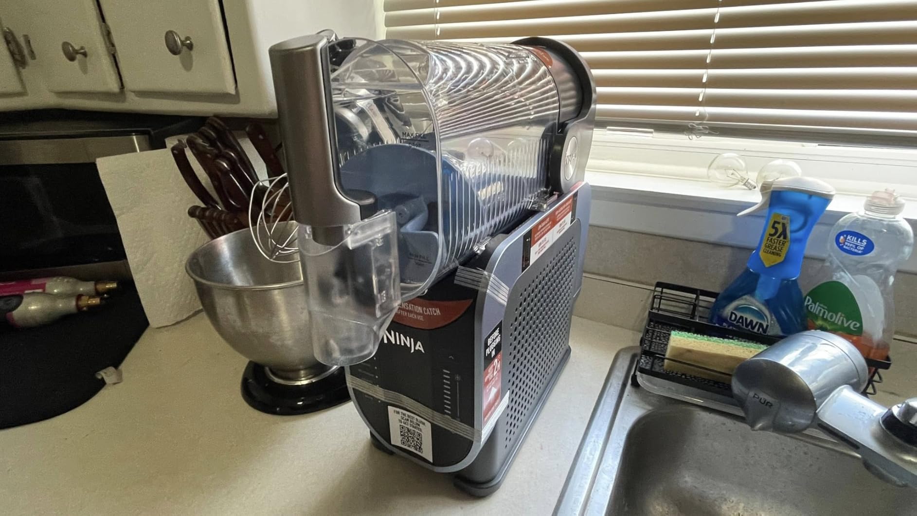 Ninja SLUSHi Professional Drink Maker, 7+ Servings, Black, FS301 customer photo 2