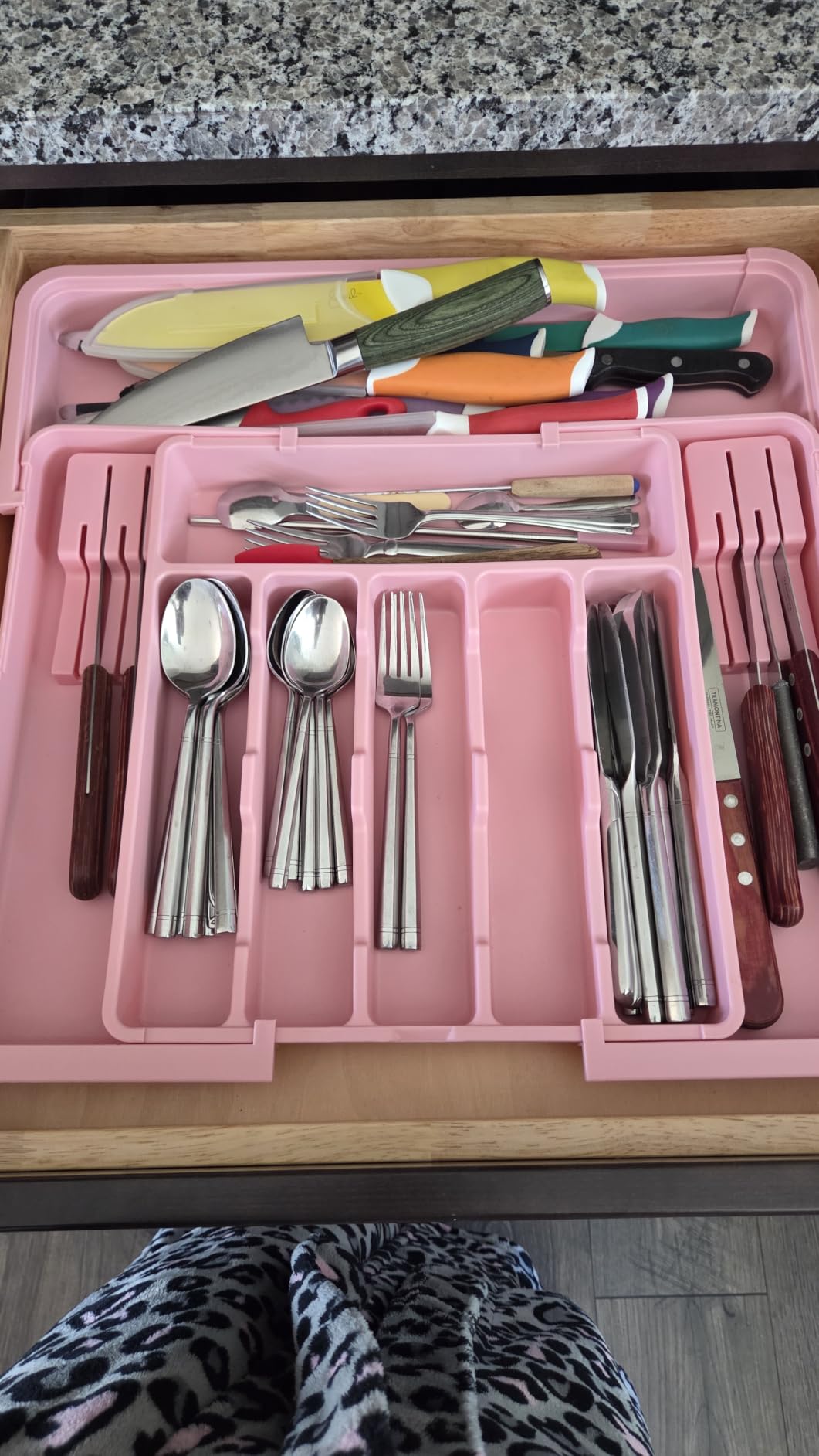 Homecor Silverware Organizer - Expandable Large Kitchen Drawer Organizer Utensil Organizer with 2 Removable Knife Blocks, 22