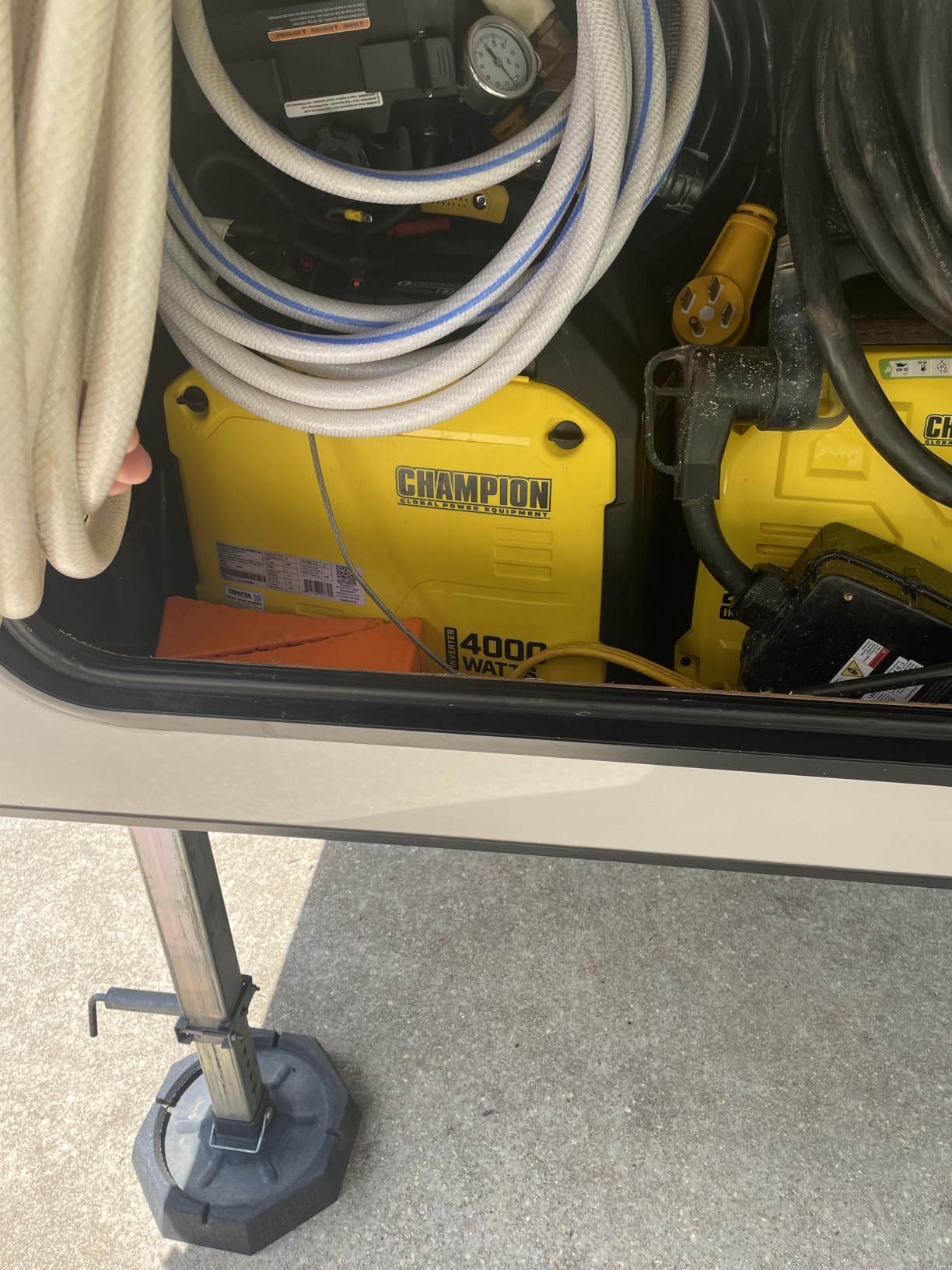 Champion 4000-Watt RV Ready Portable Inverter Generator customer photo 2