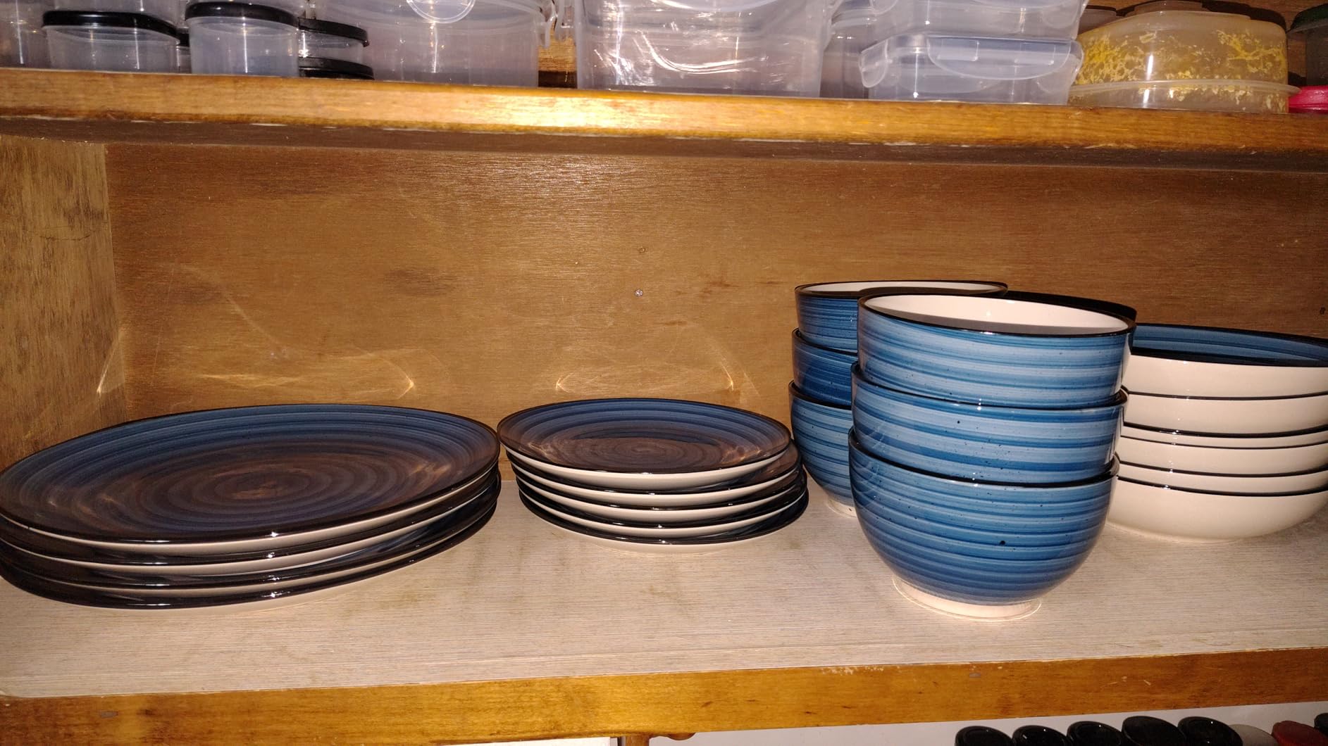 Elama Gia 24 Piece Stoneware Dinnerware Set (Dark Green) customer photo 2