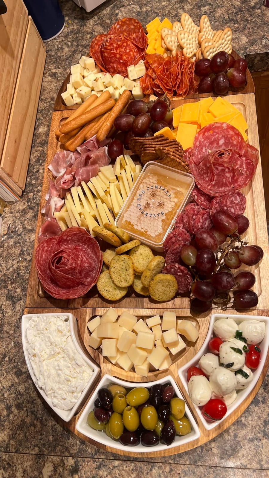 Elite Snacker Large Charcuterie Board Set, Acacia Wood, Natural Oil Finish customer photo 1