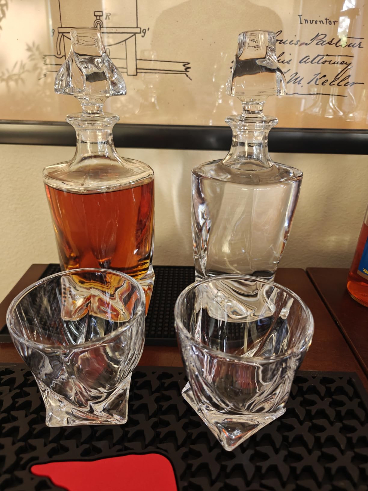 Square 25Oz Whiskey Liquor Decanter Set With 2 Glasses in Box customer photo 2