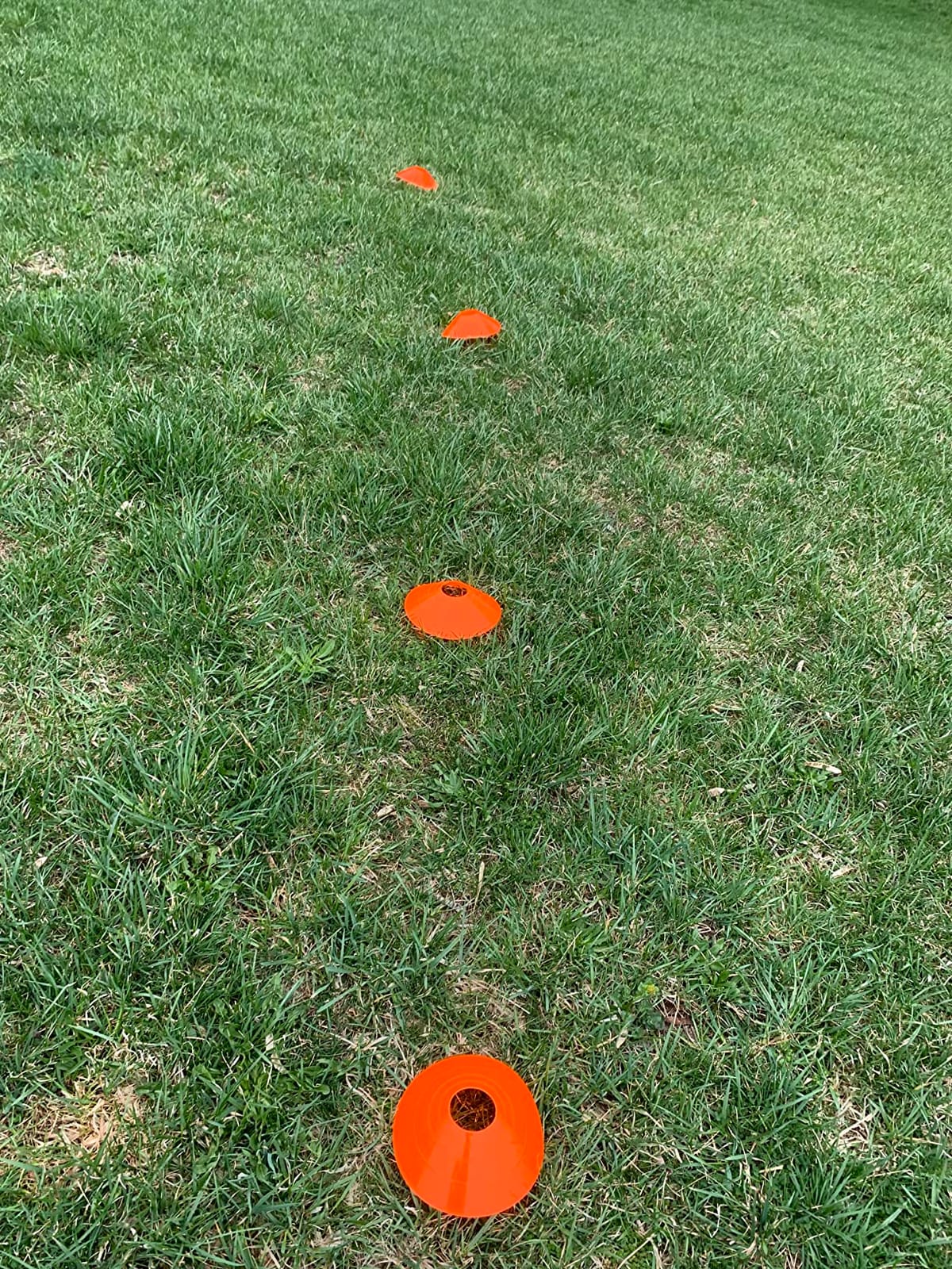 Kids Soccer Goals for Backyard Set of 2, 4 x 3 ft/6 x 4 Toddler Soccer Goal Training Equipment with Soccer Ball, Cones, Pop Up Soccer Net for Kids Age 3-5 4-6 6-8 8-12 10-12 Outdoor Games Sports Gifts customer photo 1