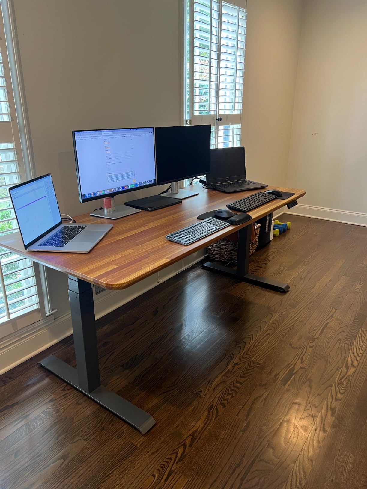 Vari Classic Electric Standing Desk - 60x30 - Walnut/Slate | Adjustable Height Sit-Stand Computer Desk - Dual Motor with 4 Memory Presets, Stable T-Style Legs customer photo 2