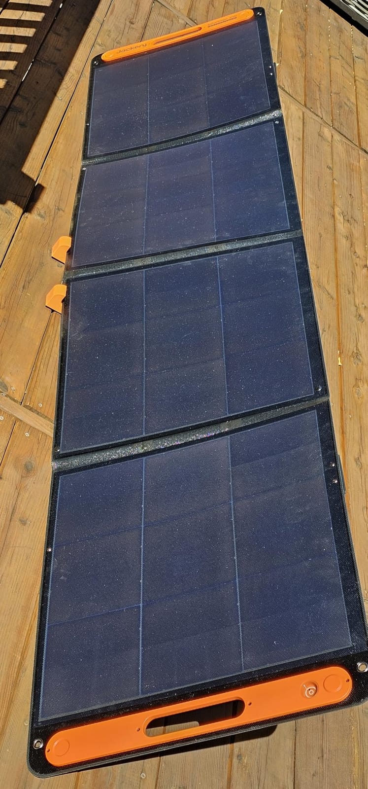 Jackery Explorer 2000 v2 and 2x200W Solar Panels, 2042Wh, 2200W AC Output | LiFePO4 Battery, 20ms UPS, USB-C PD 100W Fast Charging, Solar Generator for Power Outages, Emergencies, Camping customer photo 1