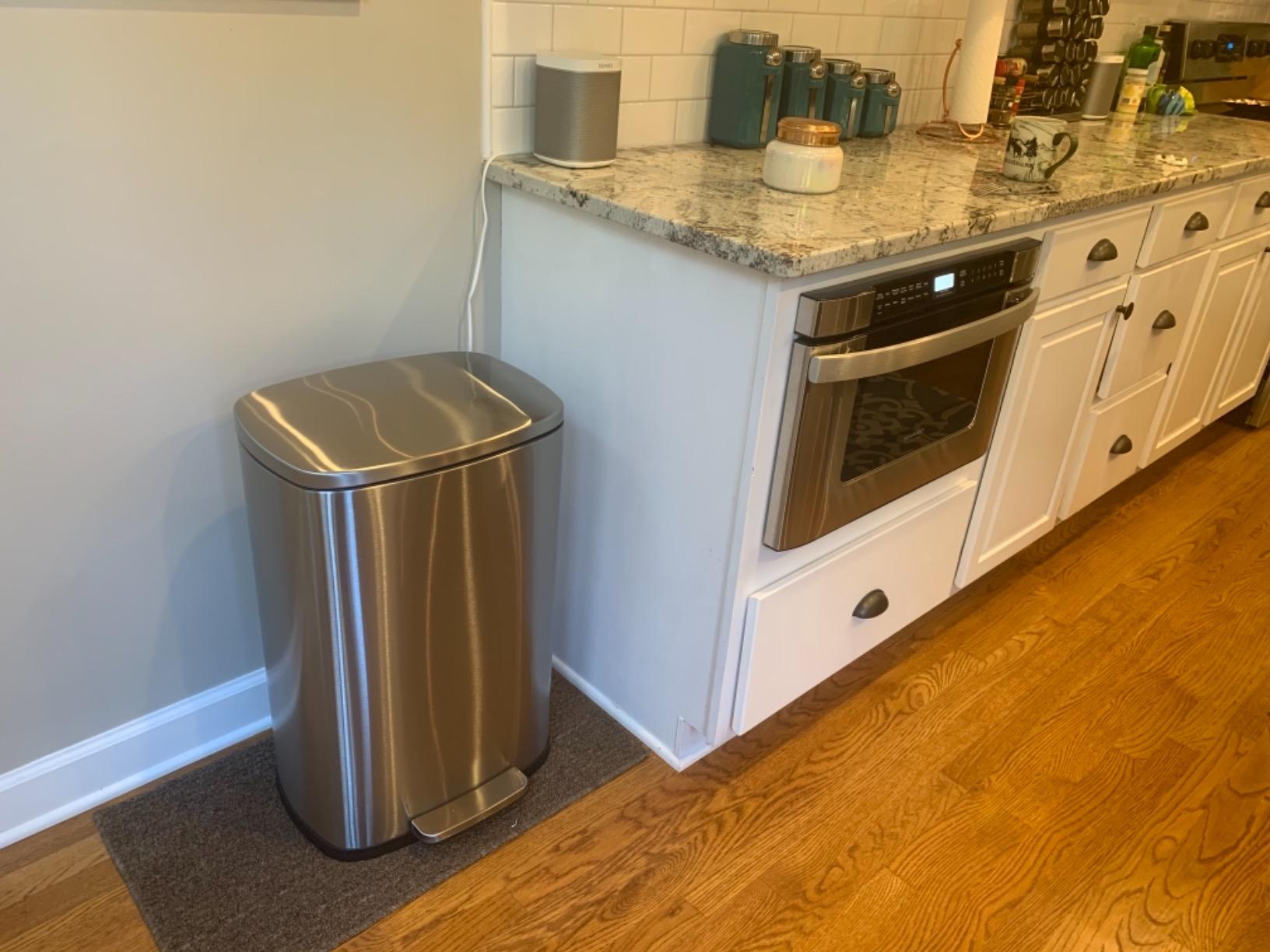 iTouchless 13.2 Gal / 50L Slim Step Pedal Kitchen Trash Can | Odor Filter customer photo 1