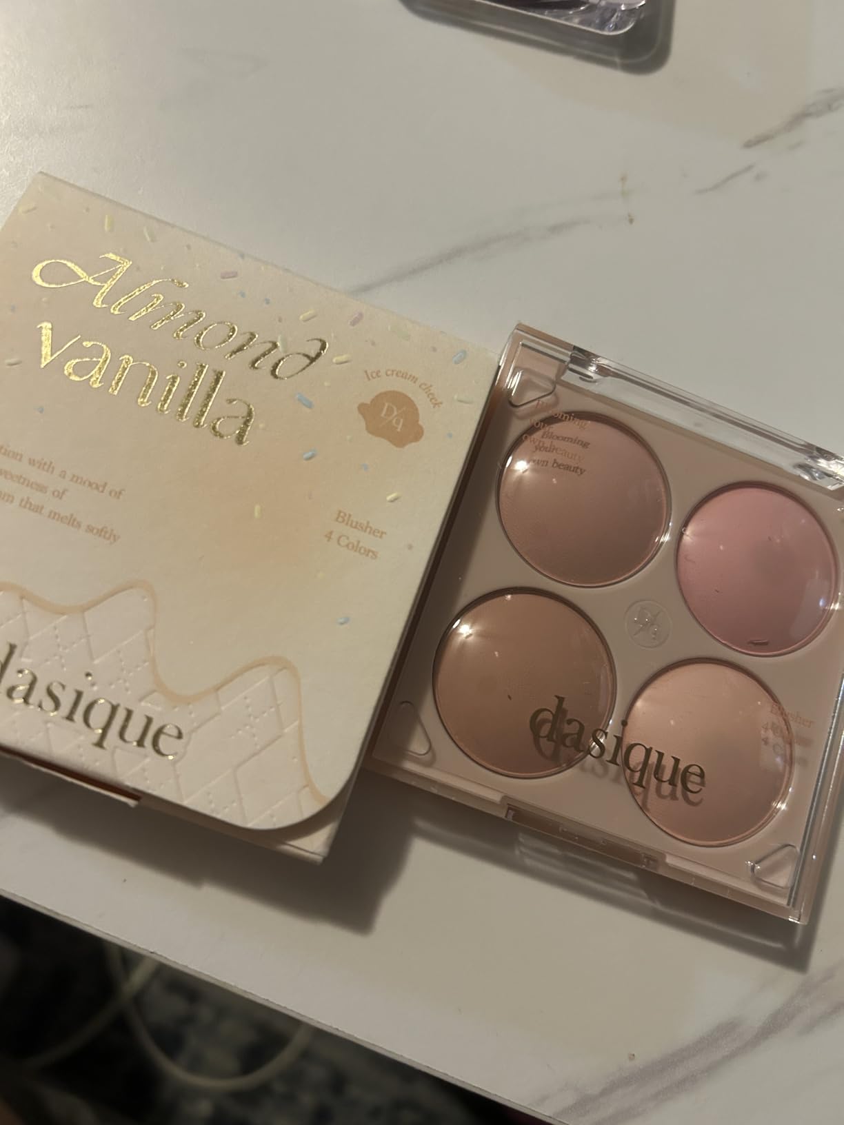 Dasique Blending Mood Cheek #15 Rose Milk Tea | 4 Blendable Shades | Pressed Powder Blush Palette for Cheeks | Silky & Soft Blur Finish | Lightweight Blush for Cheeks | Korean Makeup | Vegan customer photo 2