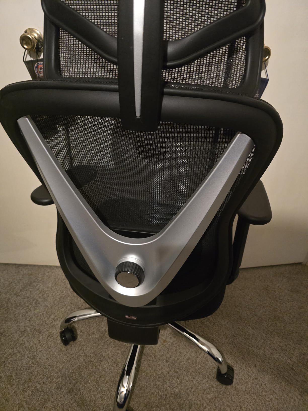 HOLLUDLE Ergonomic Mesh Office Chair - 3D Adjustable Lumbar Support & 3D Armrests, V-Shaped Back, Adjustable Desk Chair for Office & Home, Black customer photo 2