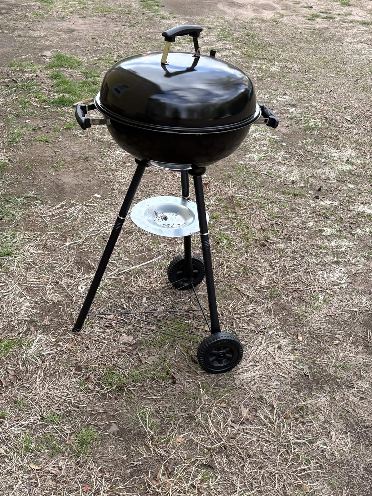 Joyfair Kettle Charcoal Grill, 18 Inch Outdoor Portable Camping BBQ Grills | Round Barbecue Smoker Grill with Wheels for Backyard Tabletop Grilling, Enameled Lid & Fire Bowl, Dual Venting System, Black customer photo 2