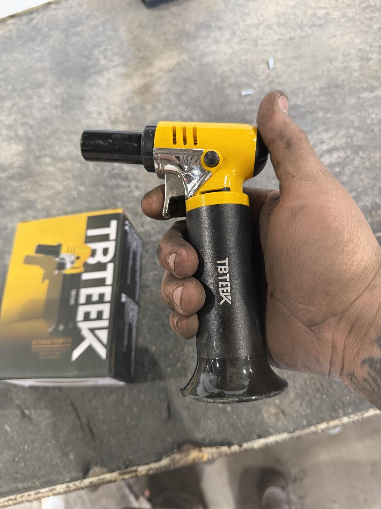 TBTeek Butane Torch with Fuel Gauge T907, One-hand Operation Kitchen Torch Lighter with Adjustable Flame for BBQ, Baking, Brulee Creme, Crafts and Soldering(Butane Gas Not Included) customer photo 1