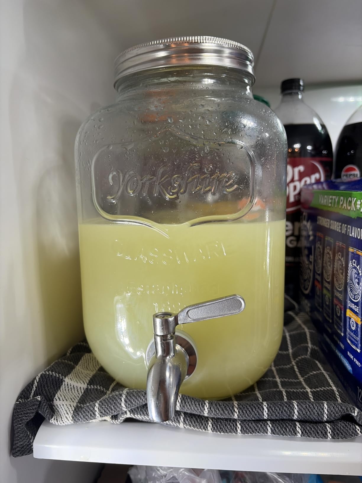 1 Gallon Glass Beverage Dispenser with Lid, Stainless Steel Spigot, Glass Drink Dispensers for Parties, Lemonade Dispenser With Ice Cylinder for Weddings, Party,Sun Tea Jar, Water Juice Dispensers customer photo 2