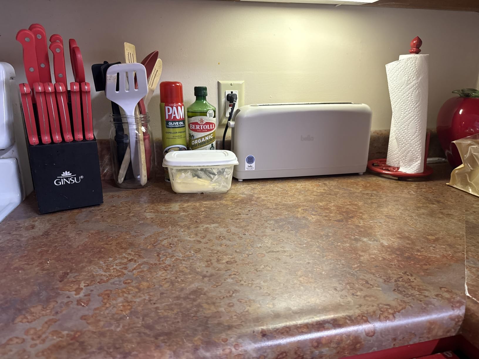 bella Fits-Anywhere™ Slim Toaster, 4 Slice Extra Long & Wide Slot, Oatmilk customer photo 2