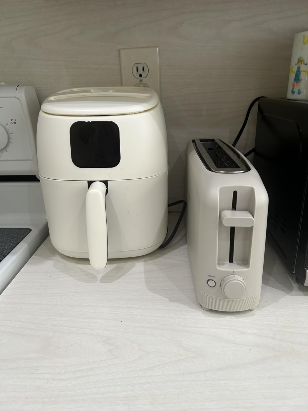 bella Fits-Anywhere™ 2-Slice Slim Toaster, Long Slot & Extra Wide, Seaglass customer photo 1