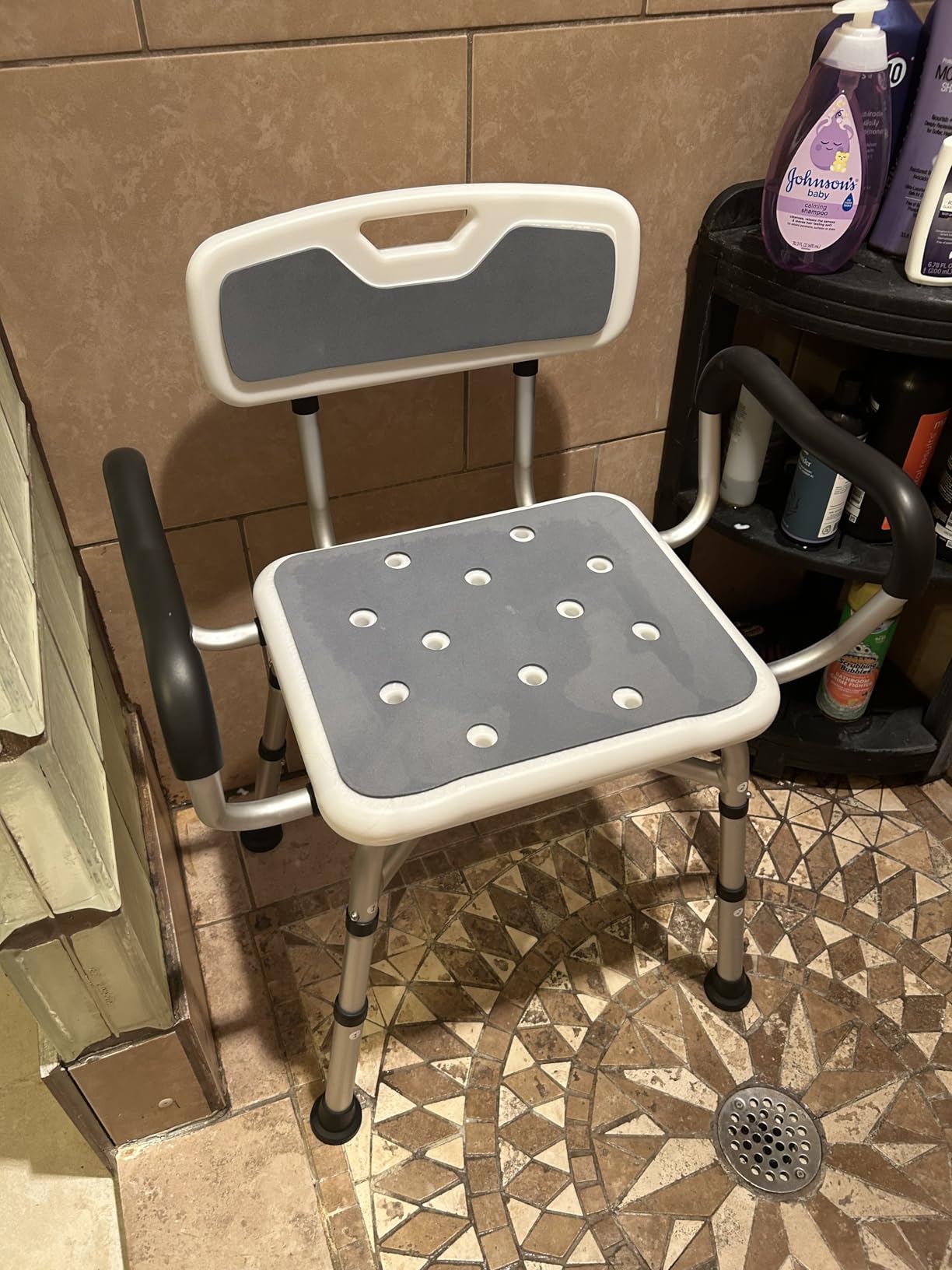 BRITULIF Shower Chair with Arms and Back for Inside Shower, 550 lb Capacity customer photo 2