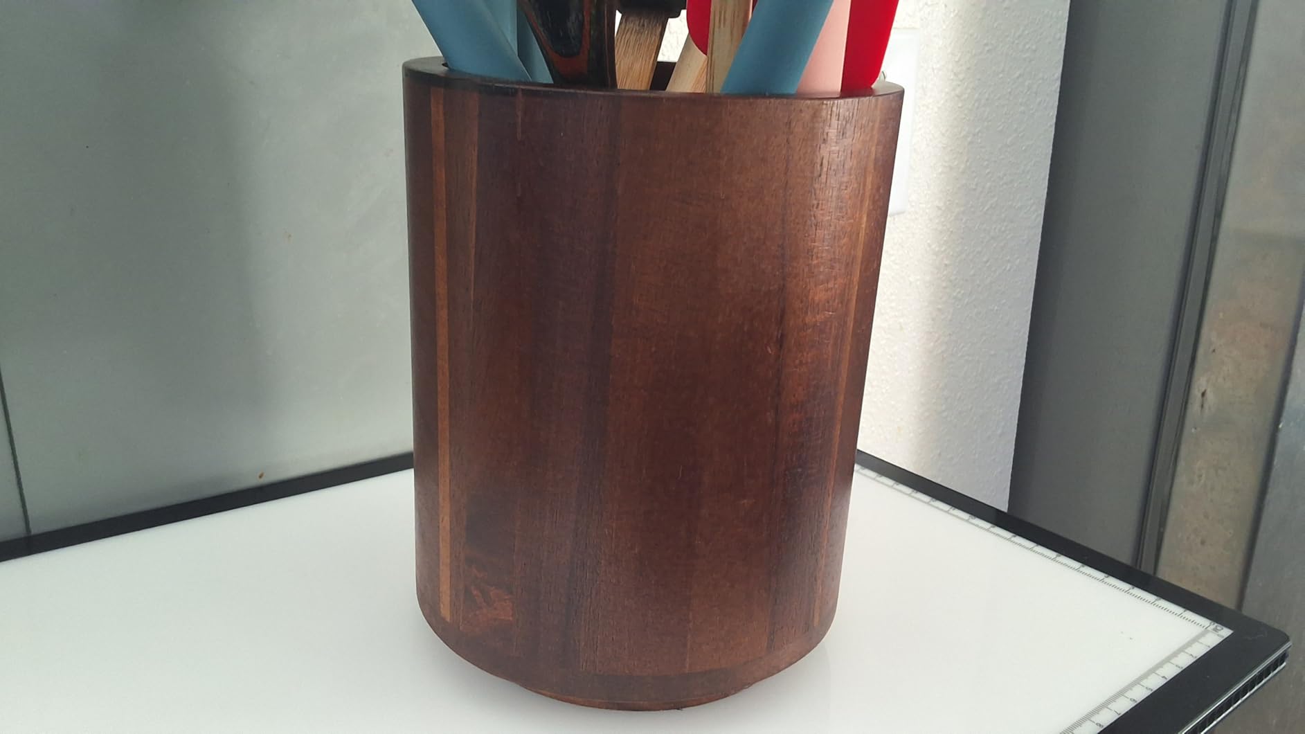 Utensil Holder, Acacia Wood Kitchen Utensil Holder for Countertop, 360°Rotating Cooking Utensil Crock for Kitchen Counter, 7.2