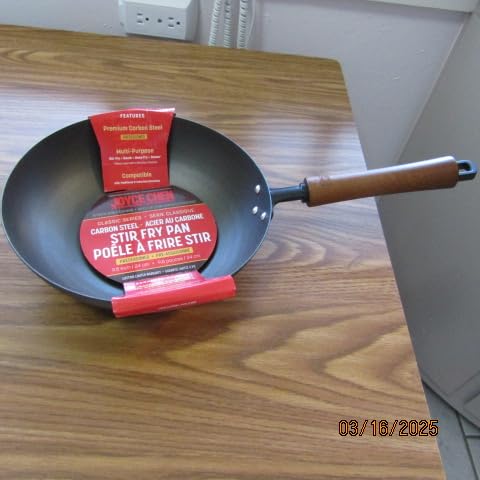 Joyce Chen Classic Series 14-Inch Preseasoned Carbon Steel Wok customer photo 1